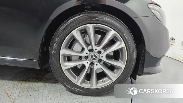 Mercedes-Benz E-Class W213 id 4662731 из Кореи 13