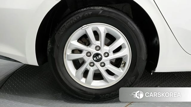 Kia Come New K3 id 4362538 из Кореи 13