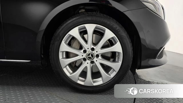 Mercedes-Benz E-Class W213 id 4552040 из Кореи 13