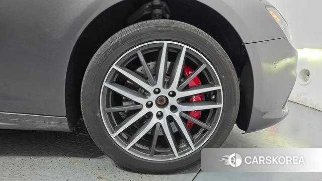 Maserati Ghibli id 4507662 из Кореи 13