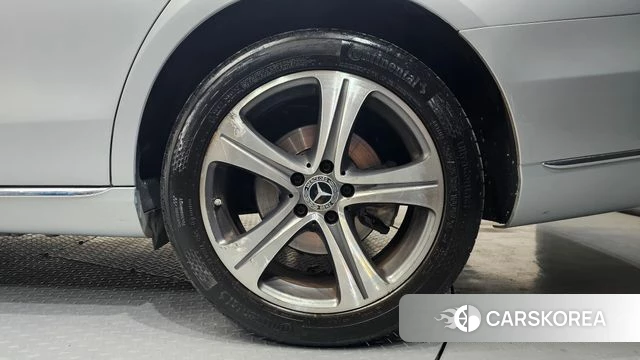 Mercedes-Benz E-Class W213 id 4482898 из Кореи 13