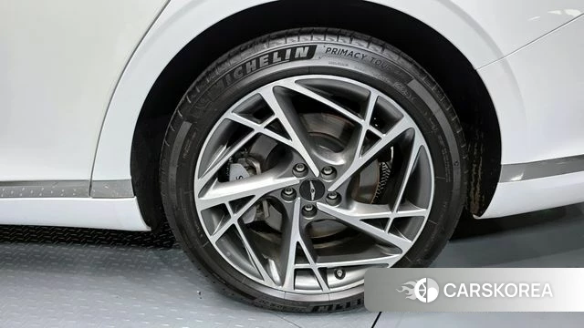 Genesis G90 (RS4) id 4354509 из Кореи 13