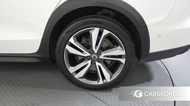 Volvo V60 Cross-Country 2nd Generation id 4684069 из Кореи 13