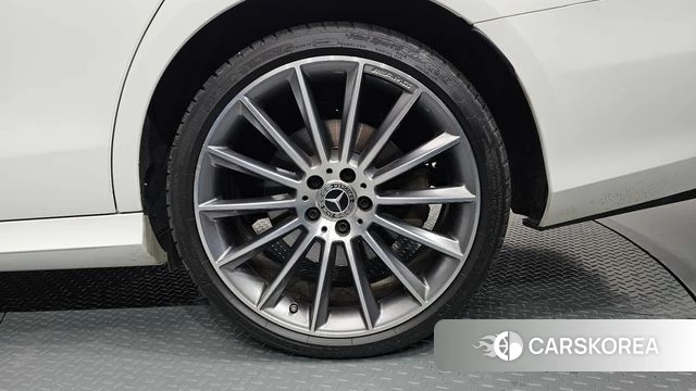 Mercedes-Benz E-Class W213 id 4726311 из Кореи 13