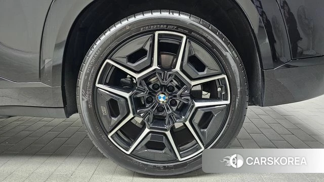 BMW XM (G09) id 4462209 из Кореи 13