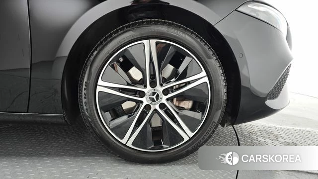 Mercedes-Benz A-Class W177 id 4686661 из Кореи 13