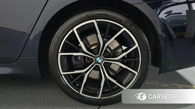 BMW 5 Series (G30) id 4711486 из Кореи 13