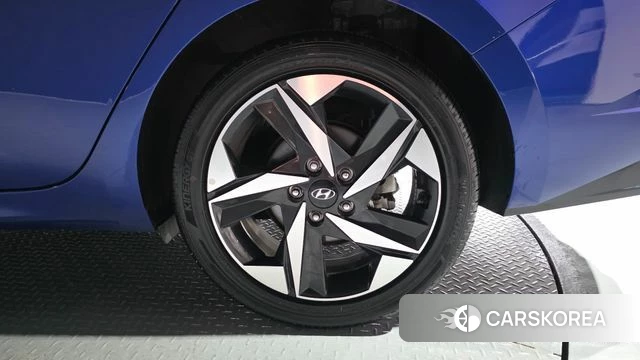 Hyundai Avante Hybrid (CN7) id 4683160 из Кореи 13