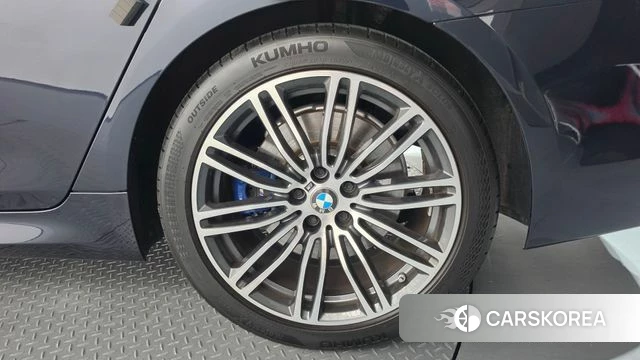 BMW 5 Series (G30) id 4662223 из Кореи 13