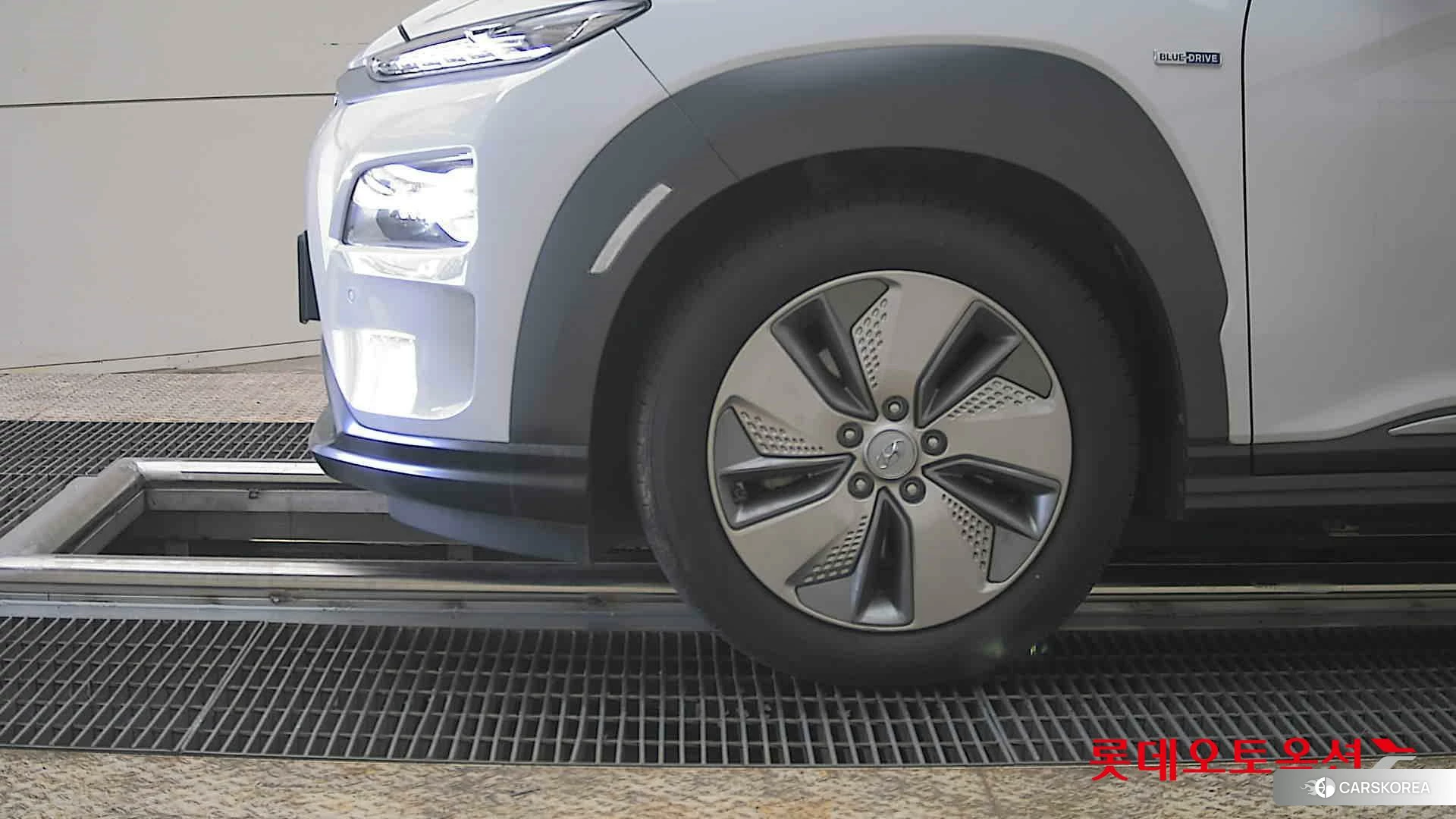 Hyundai KONA Electric id 3882054 из Кореи 13