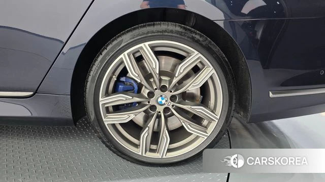 BMW 7 Series (G11) id 4476966 из Кореи 13