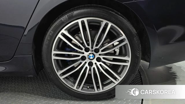 BMW 5 Series (G30) id 4447352 из Кореи 13
