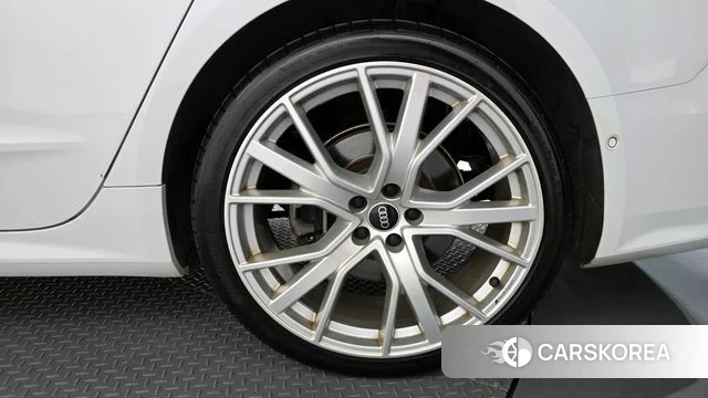 Audi A7 (4K) id 4281729 из Кореи 13