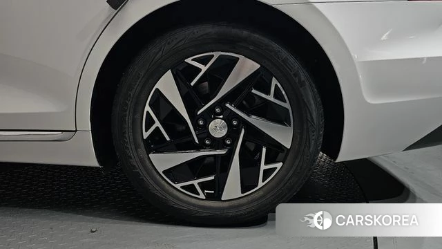 Hyundai The New Grandeur IG Hybrid id 4284838 из Кореи 13