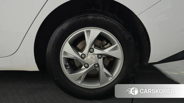 Hyundai Avante (CN7) id 4930437 из Кореи 13