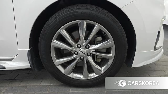 Kia The New Carnival id 4596003 из Кореи 13