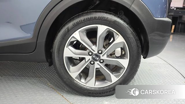 Kia Stonic id 4269176 из Кореи 13