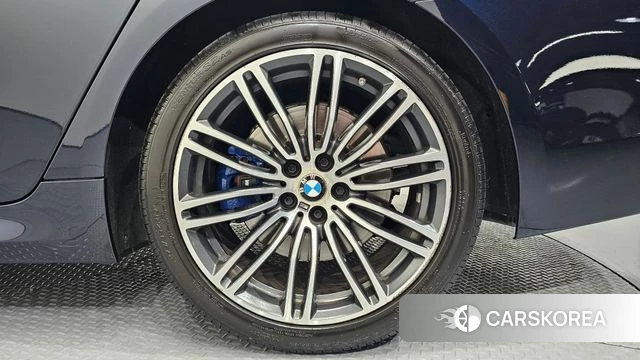BMW 5 Series (G30) id 4430055 из Кореи 13