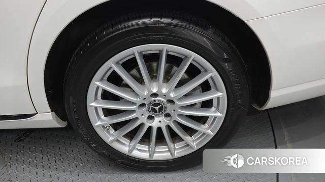 Mercedes-Benz E-Class W213 id 4283179 из Кореи 13