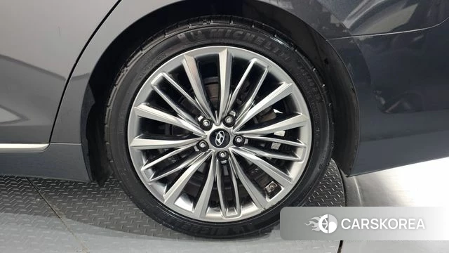 Hyundai Grandeur IG id 4430404 из Кореи 13