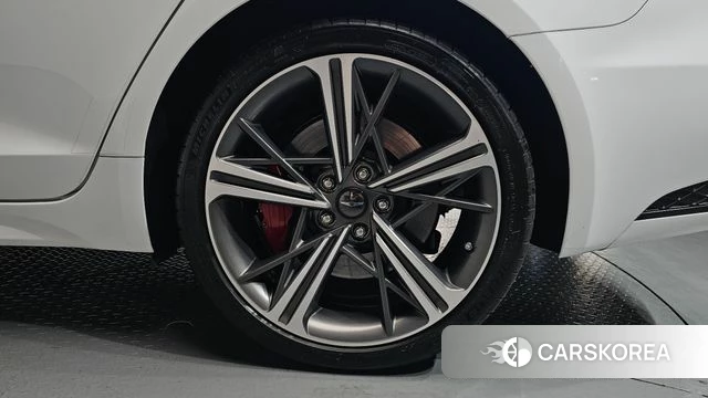 Genesis The New G70 id 4291771 из Кореи 13
