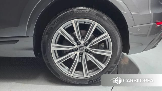 Audi Q8 (4M) id 4416106 из Кореи 13