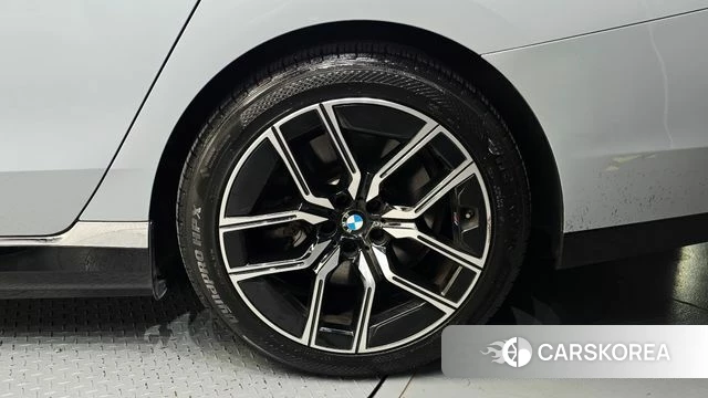 BMW i7 (G70) id 4905027 из Кореи 13