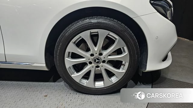 Mercedes-Benz E-Class W213 id 4551632 из Кореи 13