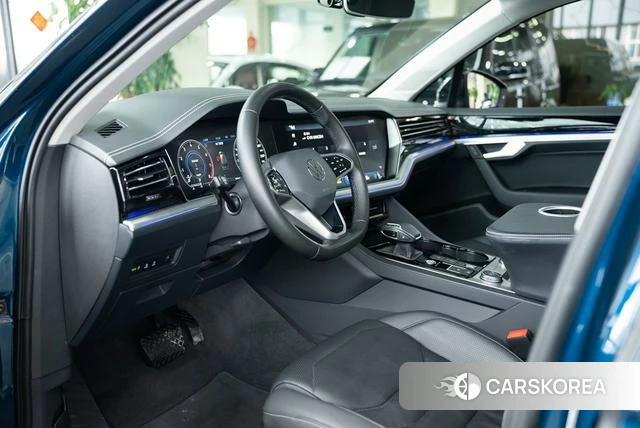 Volkswagen Touareg id 4217365 из Китая 13