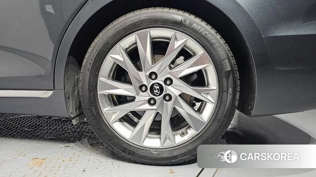 Hyundai The New Grandeur IG Hybrid id 4929446 из Кореи 13