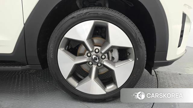 Ssangyong Torres EVX id 4388101 из Кореи 13