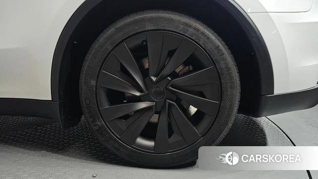 Tesla Model Y id 4612354 из Кореи 13