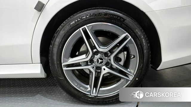 Mercedes-Benz E-Class W213 id 4223509 из Кореи 13