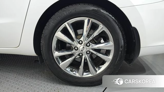 Kia The New Carnival id 4363150 из Кореи 13