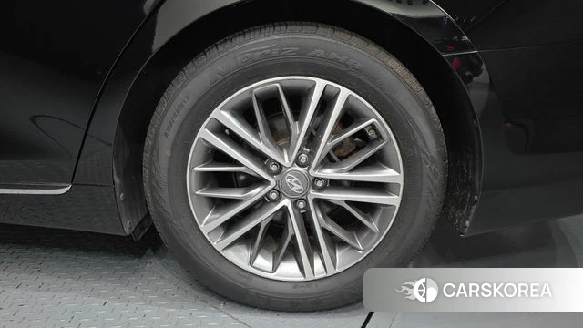 Hyundai Grandeur IG id 4351240 из Кореи 13