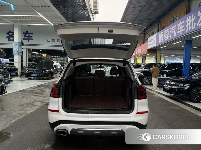 BMW X3 id 4275929 из Китая 13