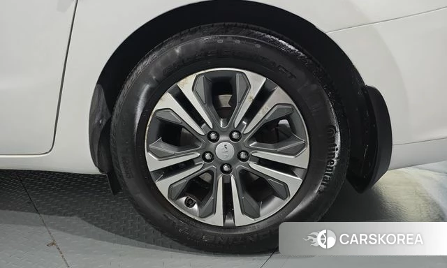 Kia The New Carnival id 4937541 из Кореи 13