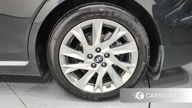Hyundai The New Grandeur IG Hybrid id 4530111 из Кореи 13