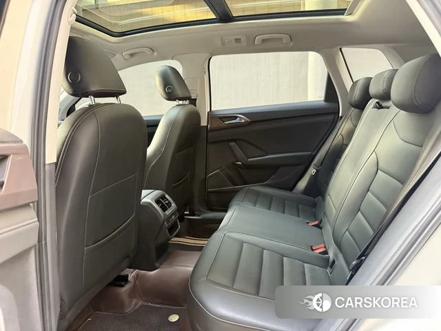 Volkswagen Tuyue id 4255954 из Китая 13