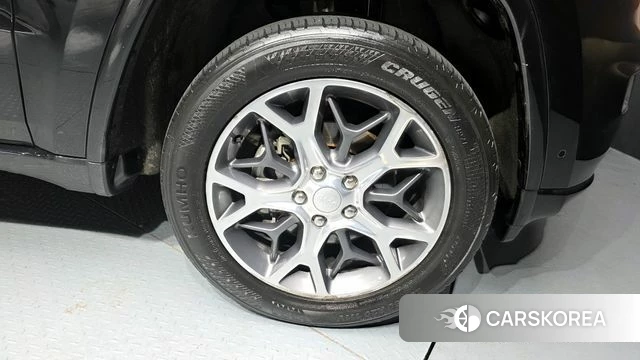 Jeep Grand Cherokee id 4424539 из Кореи 13