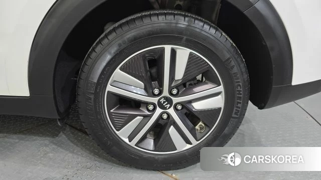 Kia The New Niro id 4595502 из Кореи 13