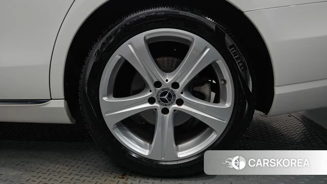Mercedes-Benz E-Class W213 id 4574621 из Кореи 13