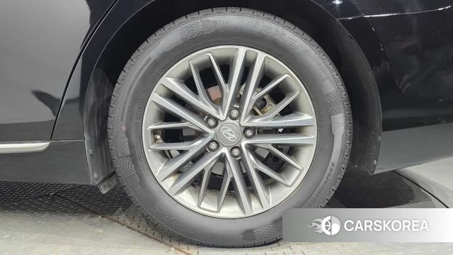 Hyundai Grandeur IG id 4435210 из Кореи 13