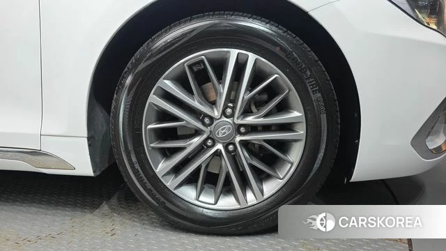 Hyundai Grandeur IG id 4304979 из Кореи 13