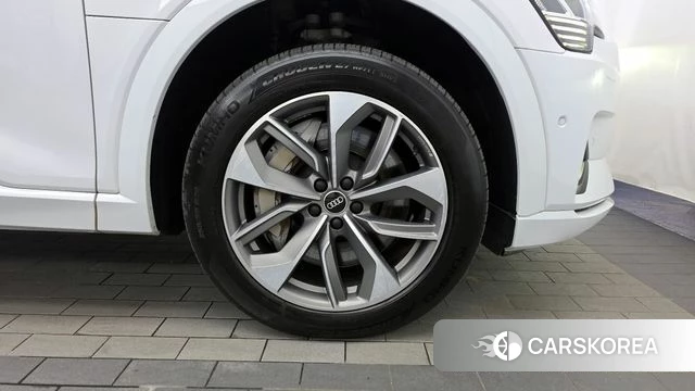 Audi e-Tron id 4361746 из Кореи 13