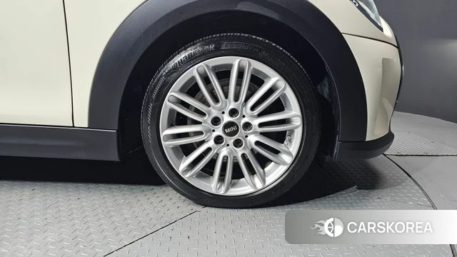 Mini Cooper id 4609144 из Кореи 13