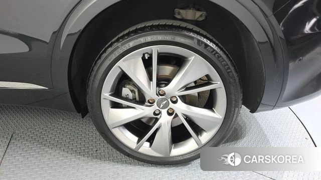 Genesis GV70 id 4201608 из Кореи 13