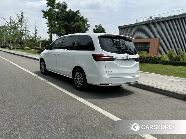 Buick GL8 id 4216894 из Китая 13