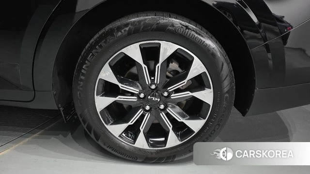 Kia Carnival 4th generation id 4631281 из Кореи 13