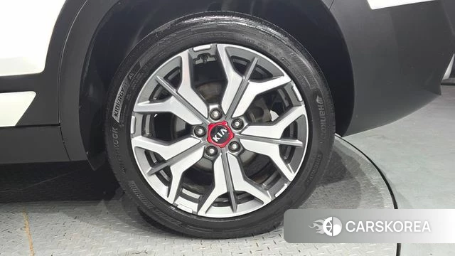 Kia Seltos id 4317640 из Кореи 13